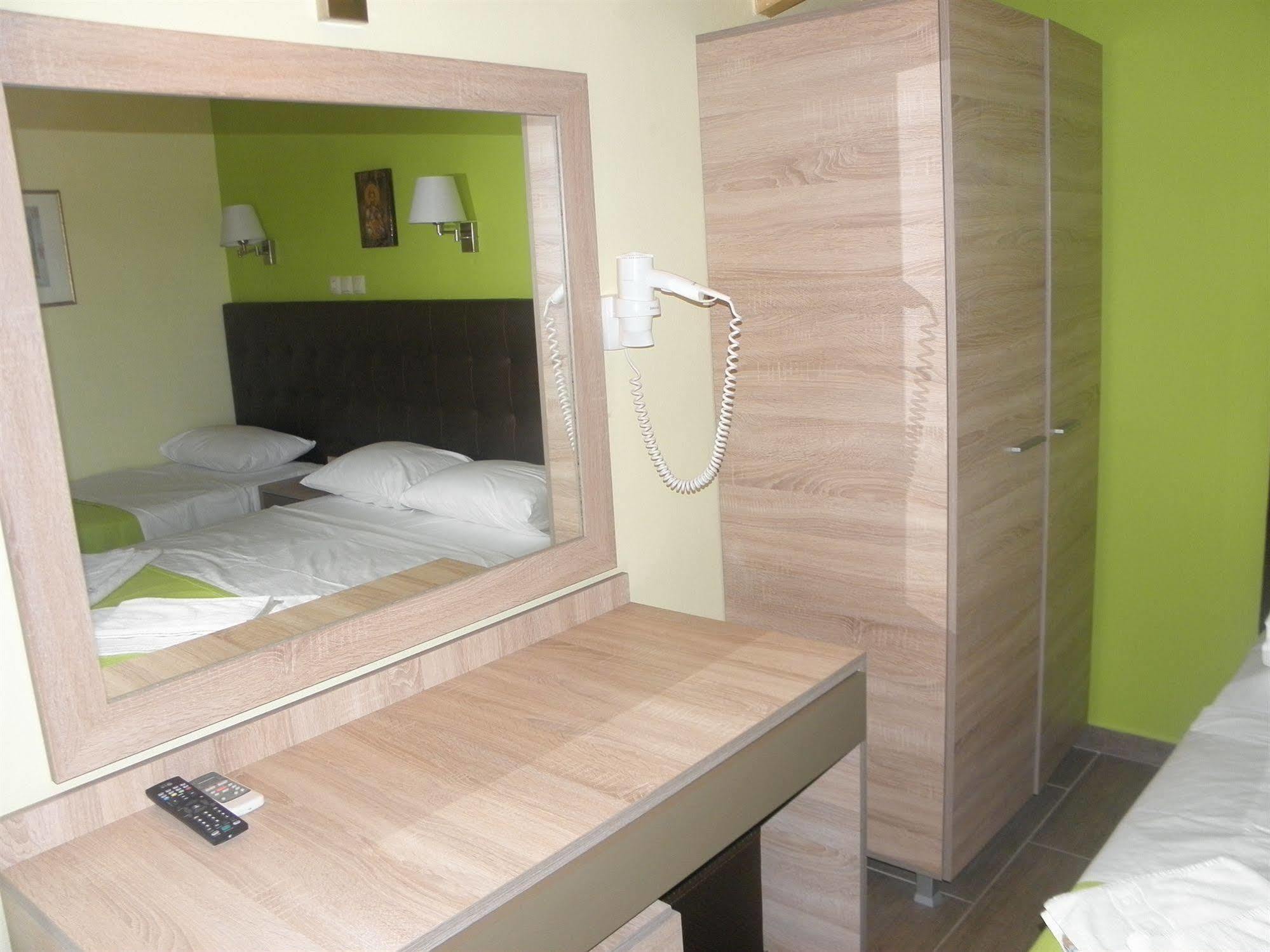 Makedonia Hotel Ouranoupoli Exterior photo